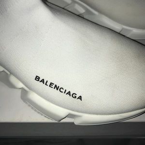 balenciaga letters falling off